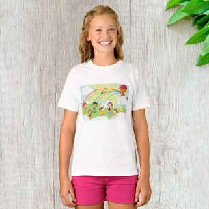 Kinder spielen unter Feuerwehr-Regenbogendusche T-Shirt