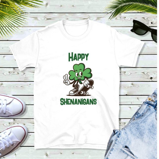 Kinder St Patrick's Day Shenanigans Skateboard T-Shirt (Von Creator hochgeladen)