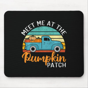 Kinder treffen mich bei der Puppkin-Patchkind-Juge Mousepad