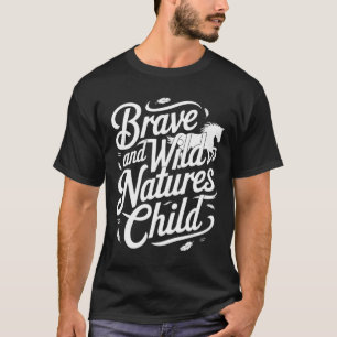 Kinder und Reittiere, die mutig und wild leben; Ho T-Shirt