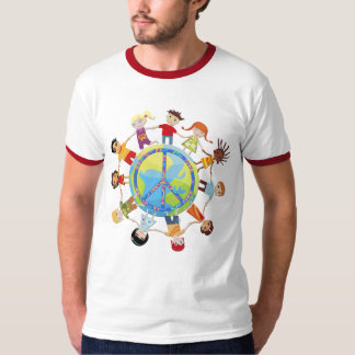 Kinder versammeln sich in aller Welt zum Frieden T-Shirt