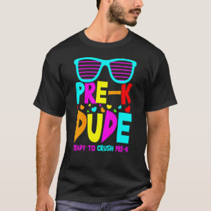 Kinder vor dem K-Typ bereit zum Brechen von vor K T-Shirt