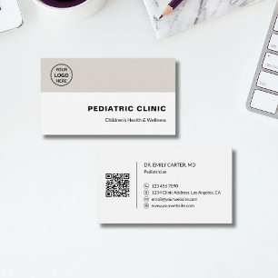 Kinderarzt Kinderklinik Benutzerdefiniertes Logo Q Visitenkarte