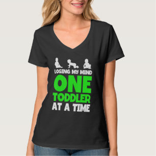 Kinderbetreuung, die mein Bewusstsein verliert, ei T-Shirt