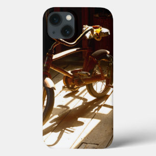 Kinderfahrrad an der ehemaligen Getreidemühle iPhone 13 Hülle