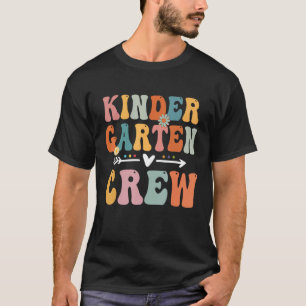 Kindergarten Crew Kinder Crew Retro Erster Tag T-Shirt