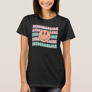 Kindergarten Groovy Lächeln Gesicht ersten Tag der T-Shirt