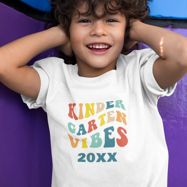 Kindergarten kehrt zurück in die Schule T-Shirt (Von Creator hochgeladen)
