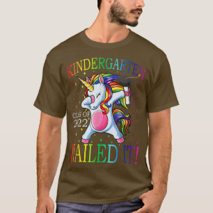 Kindergarten-Klasse 2022 nagelte es ein Einhorn T-Shirt