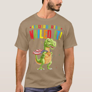 Kindergarten Nailit T-Rex Dinosaur Niedlich Gradua T-Shirt