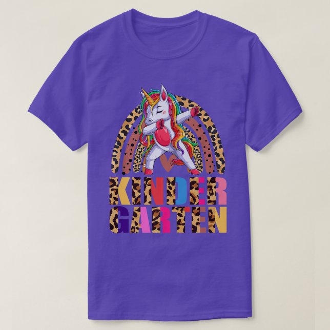 Kindergarten Rainbow Leopard Dab Unicorn Back To S T-Shirt (Design vorne)