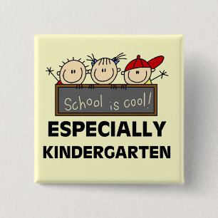 Kindergarten-Schule ist coole T-Shirts und Button