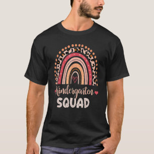 Kindergarten Squad Lehrerin Regenbogenleopard Zurü T-Shirt