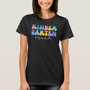 Kindergarten Squad Teacher Kinder Retro Groovy Zur T-Shirt