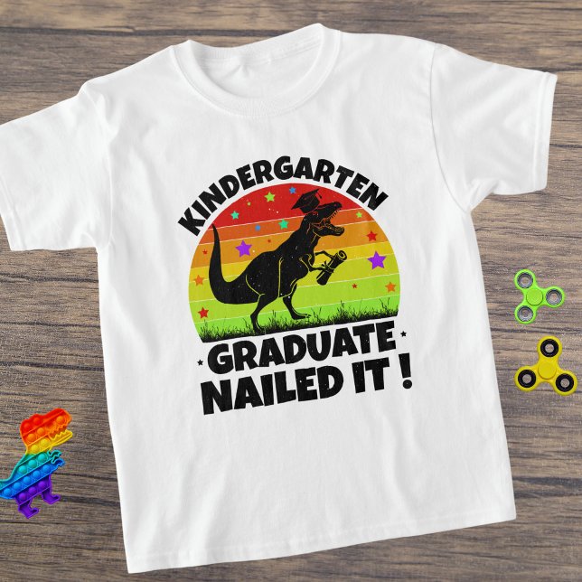 Kindergarten T-Rex Dino Kind T-Shirt (Von Creator hochgeladen)