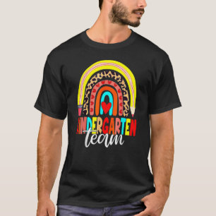 Kindergarten Team Regenbogen Kinder zurück in die T-Shirt