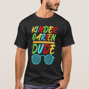 Kindergarten Typ Stift Schulfarben am ersten Tag T-Shirt