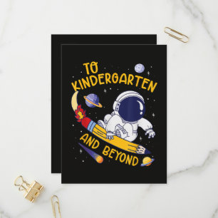 Kindergarten und darüber hinaus Astronaut zurück z Einladungspostkarte