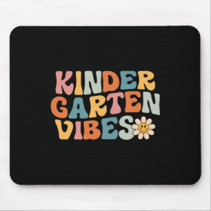 Kindergarten Vibes - Kinder-Crew Retro Erster Tag Mousepad