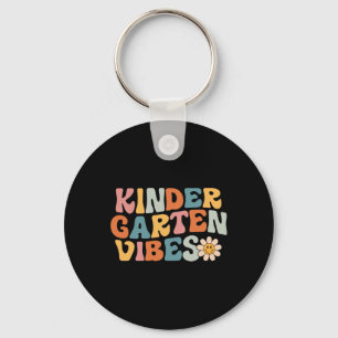 Kindergarten Vibes - Kinder Crew Retro erster Tag Schlüsselanhänger