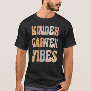 Kindergarten Vibes Kindergarten Team Retro 1. Tag T-Shirt