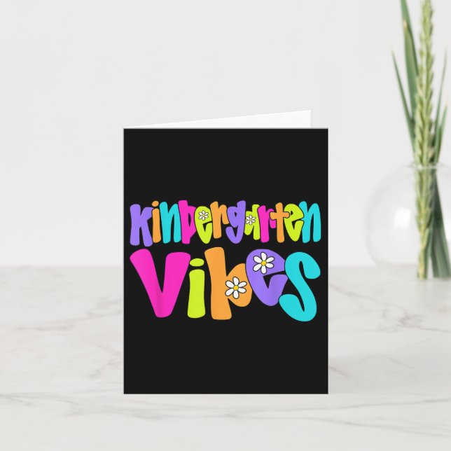 Kindergarten Vibes Lehrerin Student Funny Back To  Karte (Vorderseite)
