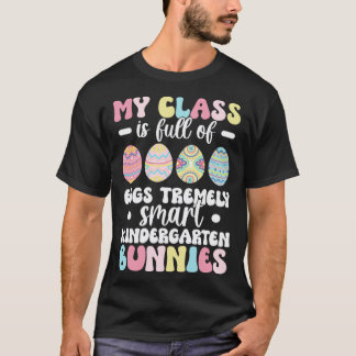 Kindergartenerzieherin Ostertag Kindergarten unter T-Shirt