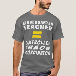 Kindergartenlehrer gleicht dem kontrollierten Chao T-Shirt