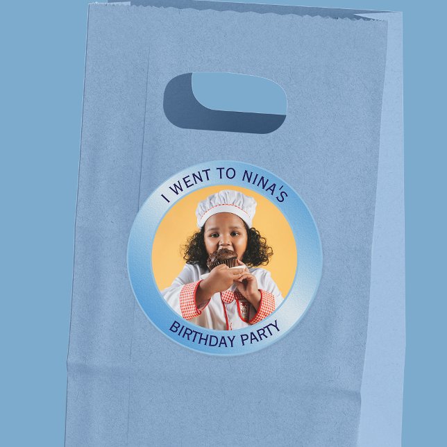 Kindergeburtstagsgast Blau Runder Aufkleber (Birthday Party Guest Blue)