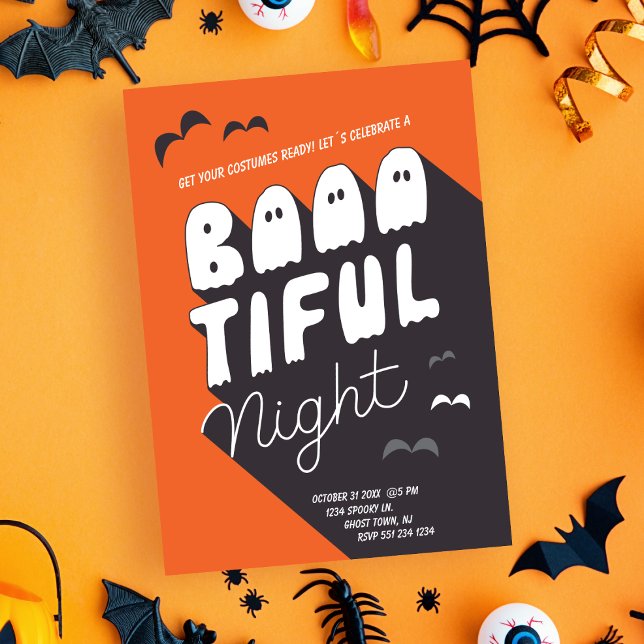 Kinderkostüm Halloween-Party Einladung (Costumes Kids Halloween Party Invitation in ghostly typography for a boo-tiful night)