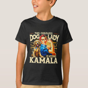 Kinderlose Hundedame wählt Kamala T-Shirt