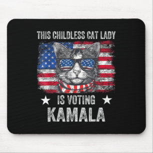Kinderlose Katze Lady wählt Kamala Harris 2024 USA Mousepad