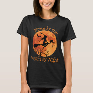 Kindermädchen an Tag Hexe an Nacht Weihnachtsfeier T-Shirt