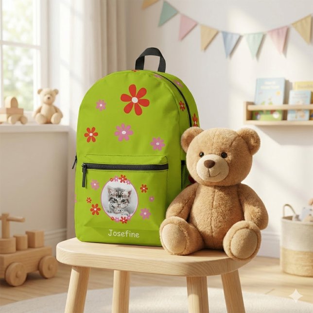 Kinderrucksack grün mit Foto - Blumen - rosa rot  Bedruckter Rucksack (Grüner Kinderrucksack mit roten und rosa Blumen, personalisierbar mit Name und Foto)