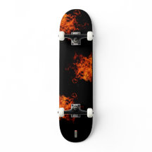 Kinderskateboard mit Flammen