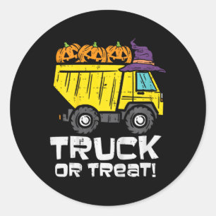 Kinderwagen oder Leckerei Halloween-Kostümkind Runder Aufkleber