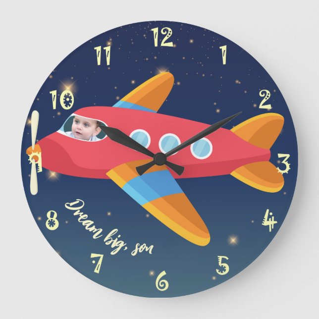 Kinderzimmer-Dekoration - Dream Big Airplane Pilot Große Wanduhr (Vorderseite)