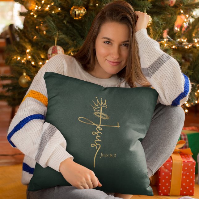KING JESUS Elegant Green/Gold Christliche Weihnach Kissen (Von Creator hochgeladen)