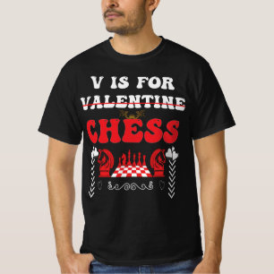King/Queen of Hearts: Checkmate Your Way to Liebe T-Shirt
