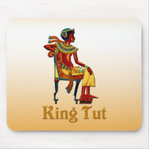 King Tut auf seinem Thron