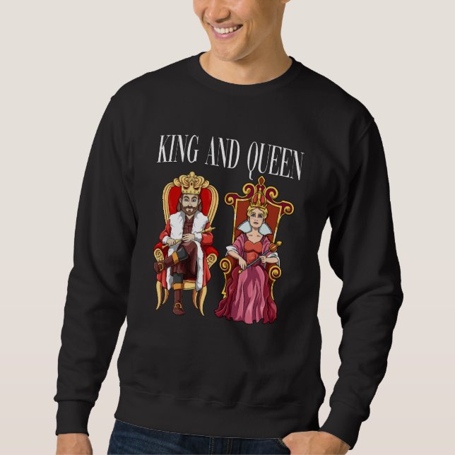 King with Queen with Crown on the Throne Sweatshirt (Vorderseite)