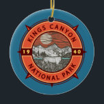 Kings Canyon National Park Mule Deer Retro Compass Keramik Ornament<br><div class="desc">Kings Canyon Vektorgrafik Design. Der Park ist bekannt für seine riesigen Sequoia-Bäume,  insbesondere den gigantischen Grant-Baum in Grant Grove.</div>