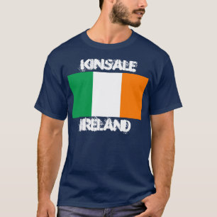 Kinsale, Irland mit irischer Flagge T-Shirt