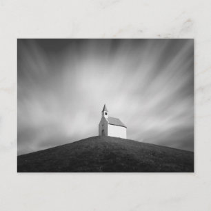 Kirche auf einem Hügel in Schwarz-Weiß Postkarte
