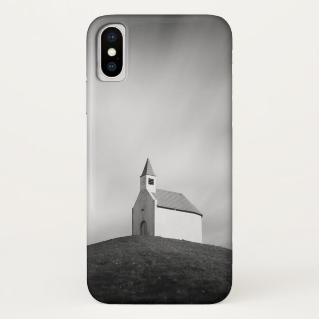 Kirche auf einem Hügel in Schwarzweiss Case-Mate iPhone Hülle (Rückseite)