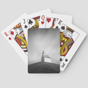 Kirche auf einem Hügel in Schwarzweiss Spielkarten