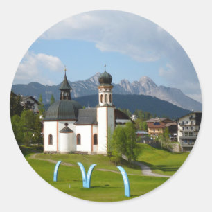 Kirche in Seefeld, Österreich, Rundaufkleber Runder Aufkleber