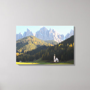 Kirche mit Dolomiten-Leinwand Leinwanddruck
