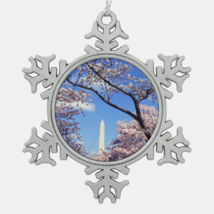 Kirschblüte im Washington DC Schneeflocken Zinn-Ornament