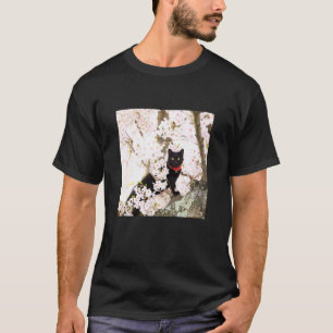 Kirschblüte und schwarze Katze_001 T-Shirt